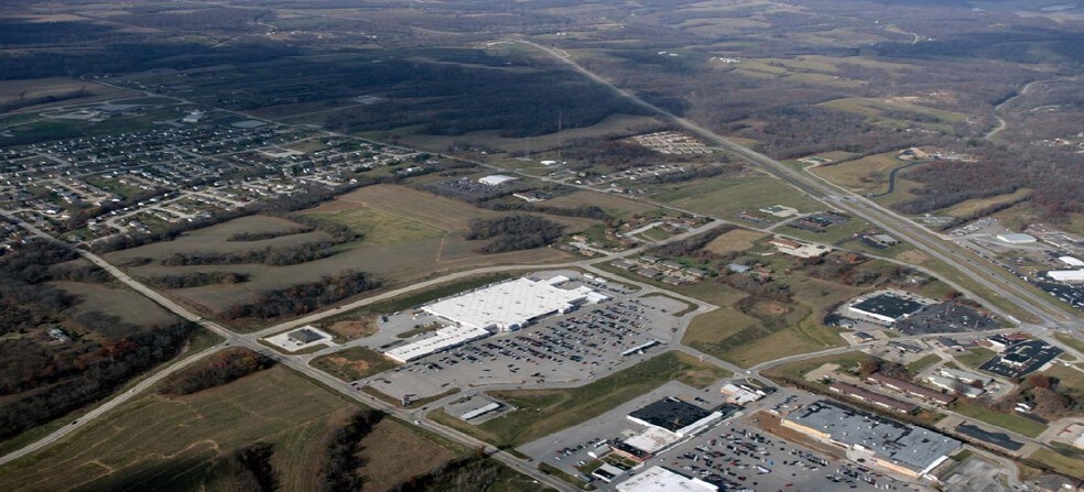 3650 Stardust Dr, Hannibal, MO à louer - Photo de l’immeuble – Image 1 sur 2