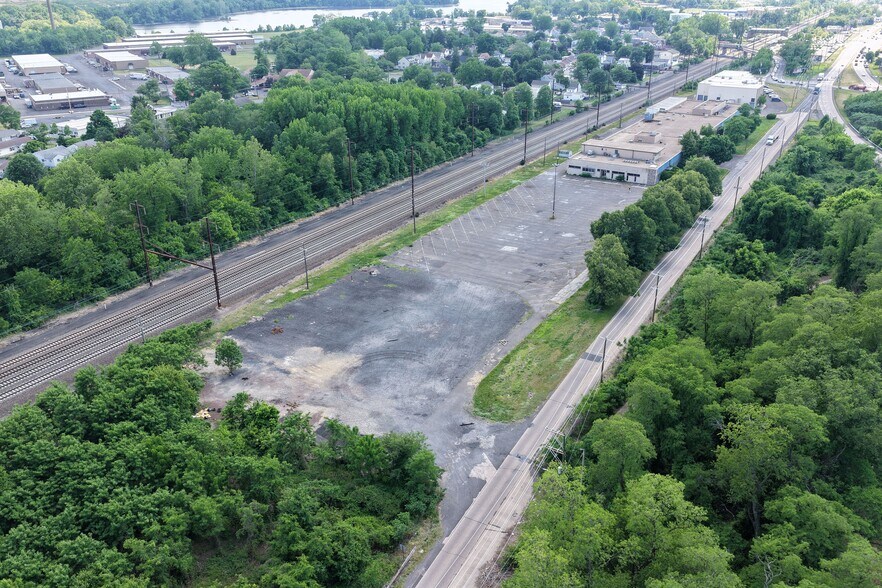 8400 Rt 13, Levittown, PA à vendre - Photo de l’immeuble – Image 3 sur 12