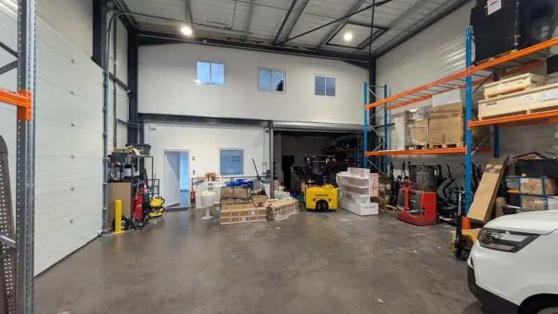 Bureau dans Colombier-Saugnieu à louer Photo intérieure– Image 1 sur 14