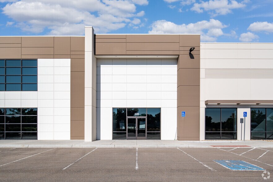 11325-11385 Main St, Broomfield, CO à louer - Photo de l’immeuble – Image 1 sur 5