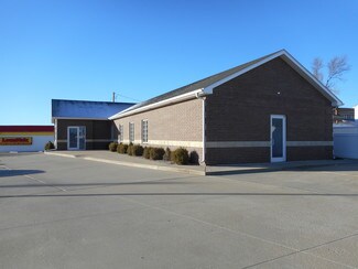 Plus de détails pour 1905 Vine St, Hays, KS - Local commercial à vendre