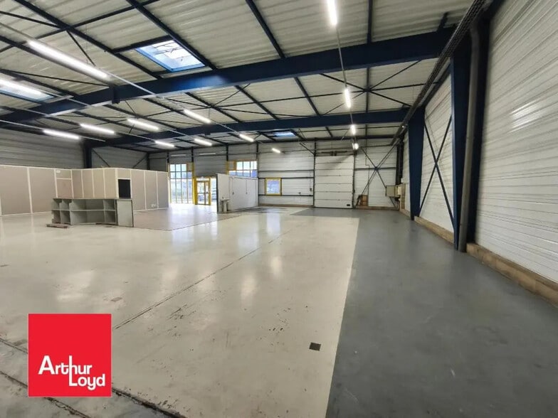 Local d’activités dans Chartres à louer - Photo intérieure – Image 2 sur 3