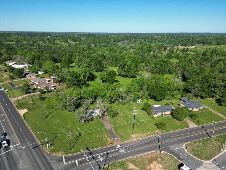 US Hwy 79, Henderson, TX à vendre - Photo de l’immeuble – Image 3 sur 6