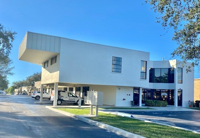 1194 Old Dixie Hwy, Lake Park, FL à louer - Photo de l’immeuble – Image 3 sur 6