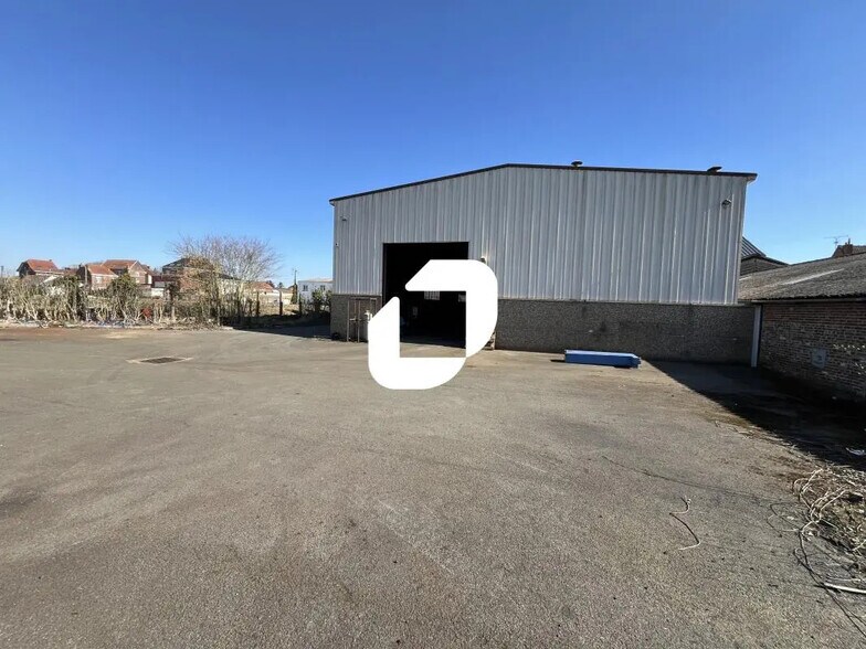 Industriel/Logistique dans Lillers à vendre - Photo de l’immeuble – Image 3 sur 18