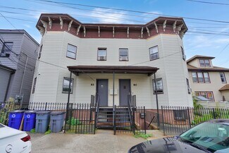 Plus de détails pour 80-82 State St, Staten Island, NY - Logement à vendre