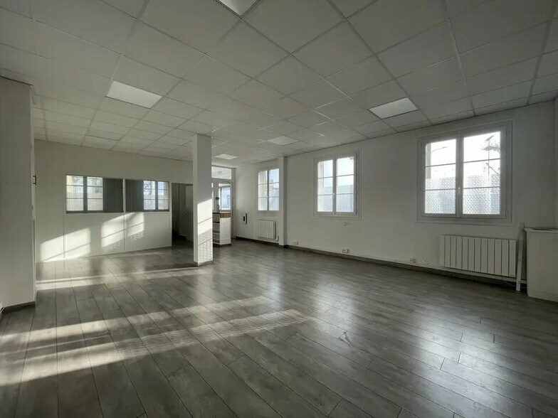 Bureau dans Le Havre à louer - Photo de l’immeuble – Image 1 sur 4