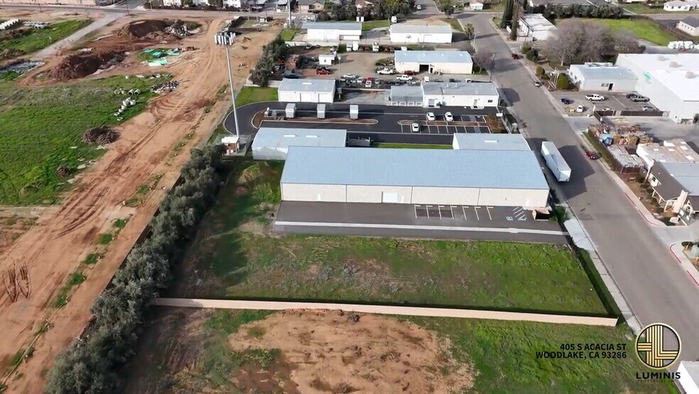 405 S Acacia St, Woodlake, CA à vendre - Vidéo sur l’annonce professionnelle – Image 2 sur 12