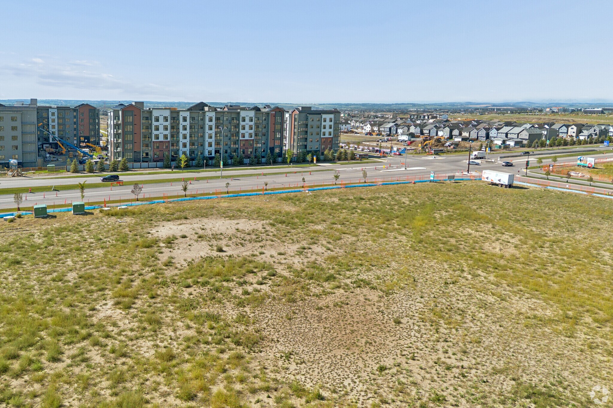 62 Mercado St SE, Calgary, AB à louer Photo de l’immeuble– Image 1 sur 7
