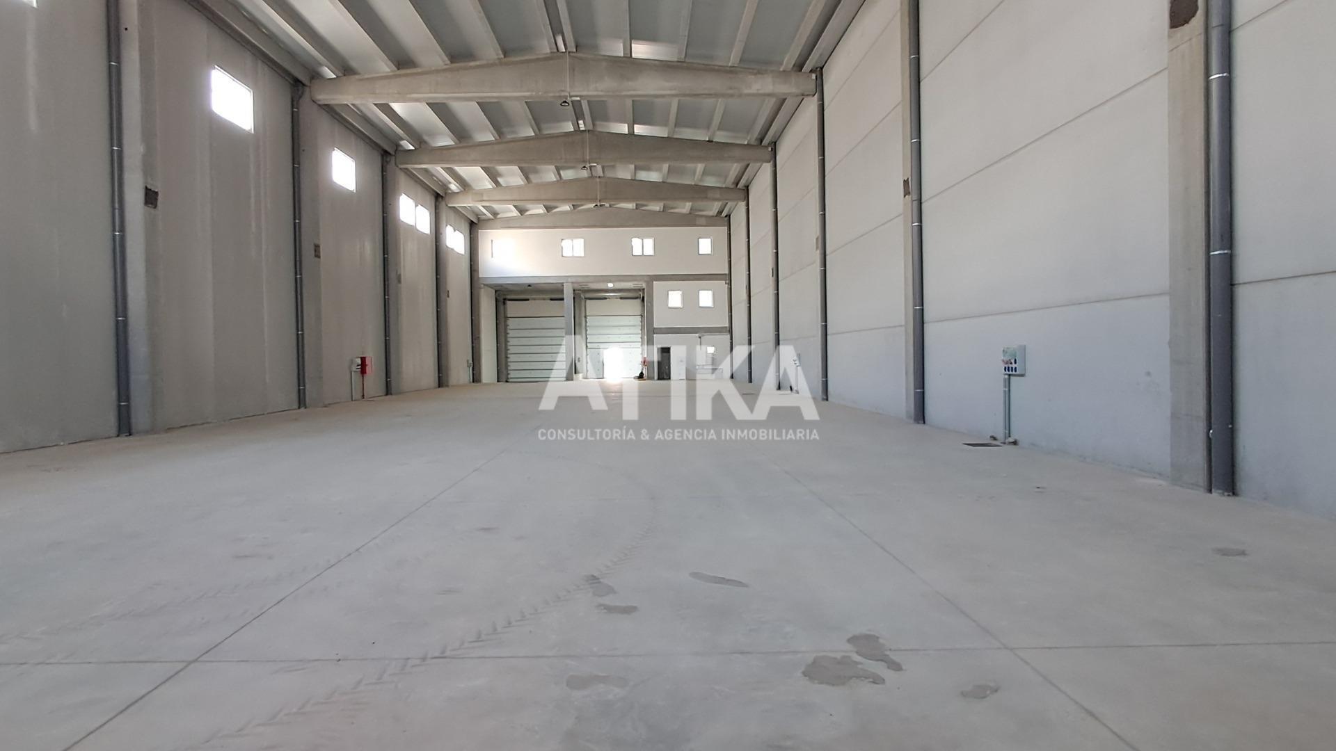 Industriel/Logistique dans Ontinyent, Valencia à louer Photo de l’immeuble– Image 1 sur 23
