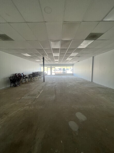 601-801 Galvin Rd S, Bellevue, NE à louer - Photo intérieure – Image 3 sur 6