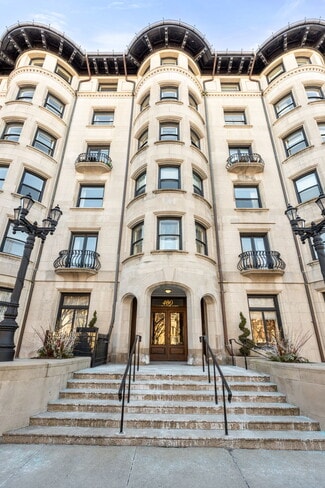 Plus de détails pour 400 Commonwealth Ave, Boston, MA - Bureau à louer