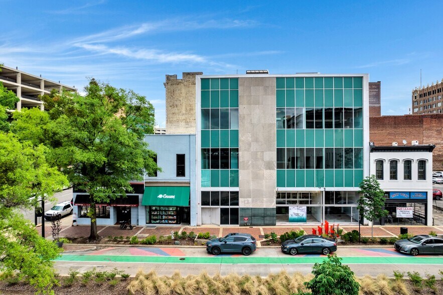 317 20th St N, Birmingham, AL à louer - Photo de l’immeuble – Image 2 sur 25
