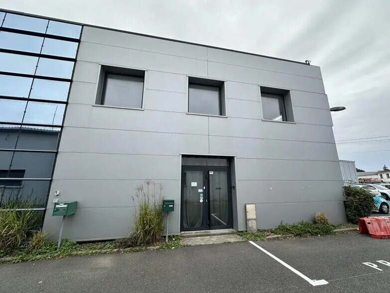 Bureau dans Chartres à louer - Photo de l’immeuble – Image 1 sur 9