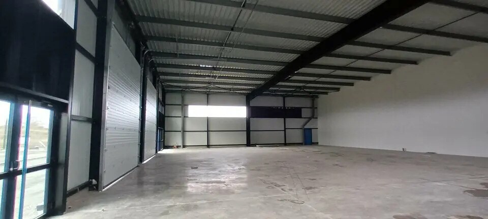 Local d’activités dans Le Havre à louer - Photo de l’immeuble – Image 2 sur 3