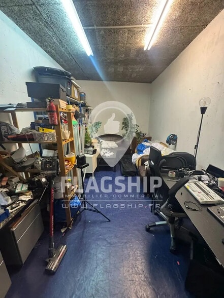 Local commercial dans Paris à vendre - Photo de l’immeuble – Image 3 sur 8