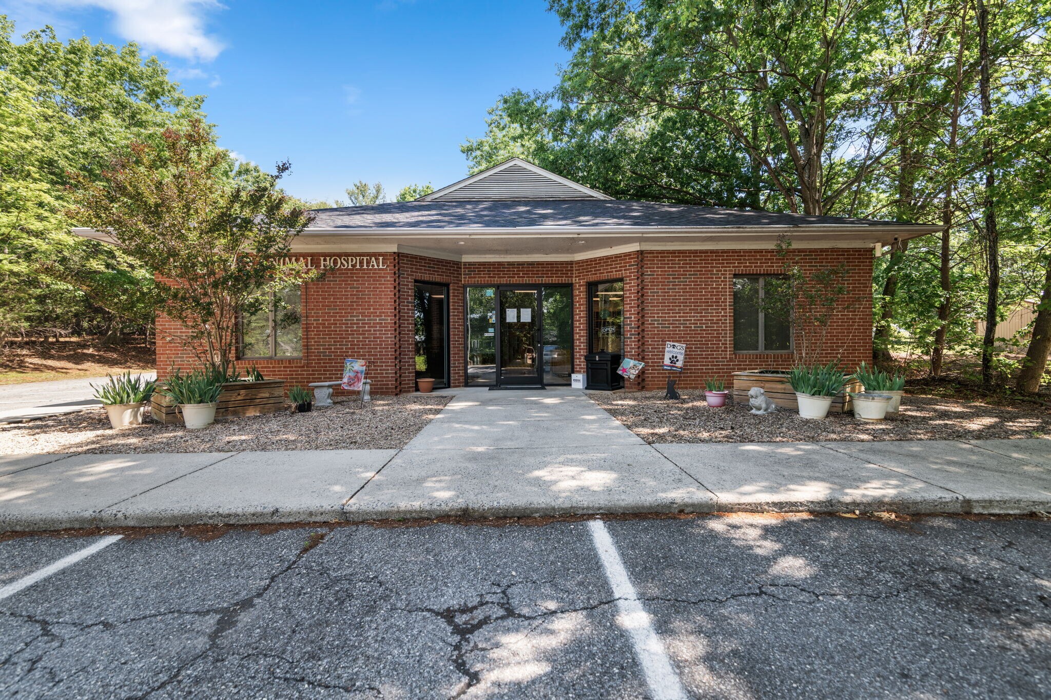 3431 Waterlick Rd, Lynchburg, VA à vendre Photo de l’immeuble– Image 1 sur 54