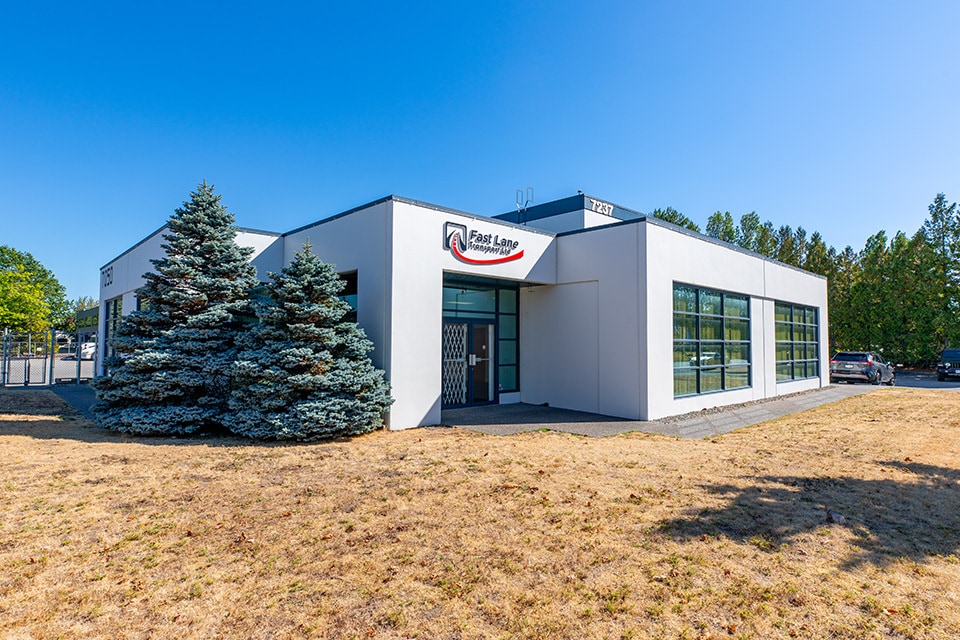 7237 Wilson Ave, Delta, BC à louer Photo de l’immeuble– Image 1 sur 5