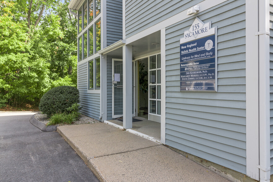 155 Sycamore St, Glastonbury, CT à louer - Photo de l’immeuble – Image 3 sur 51