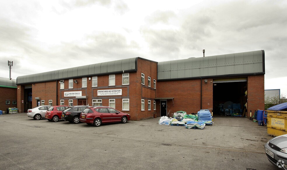 Ashburton Rd W, Manchester à vendre - Photo principale – Image 1 sur 2