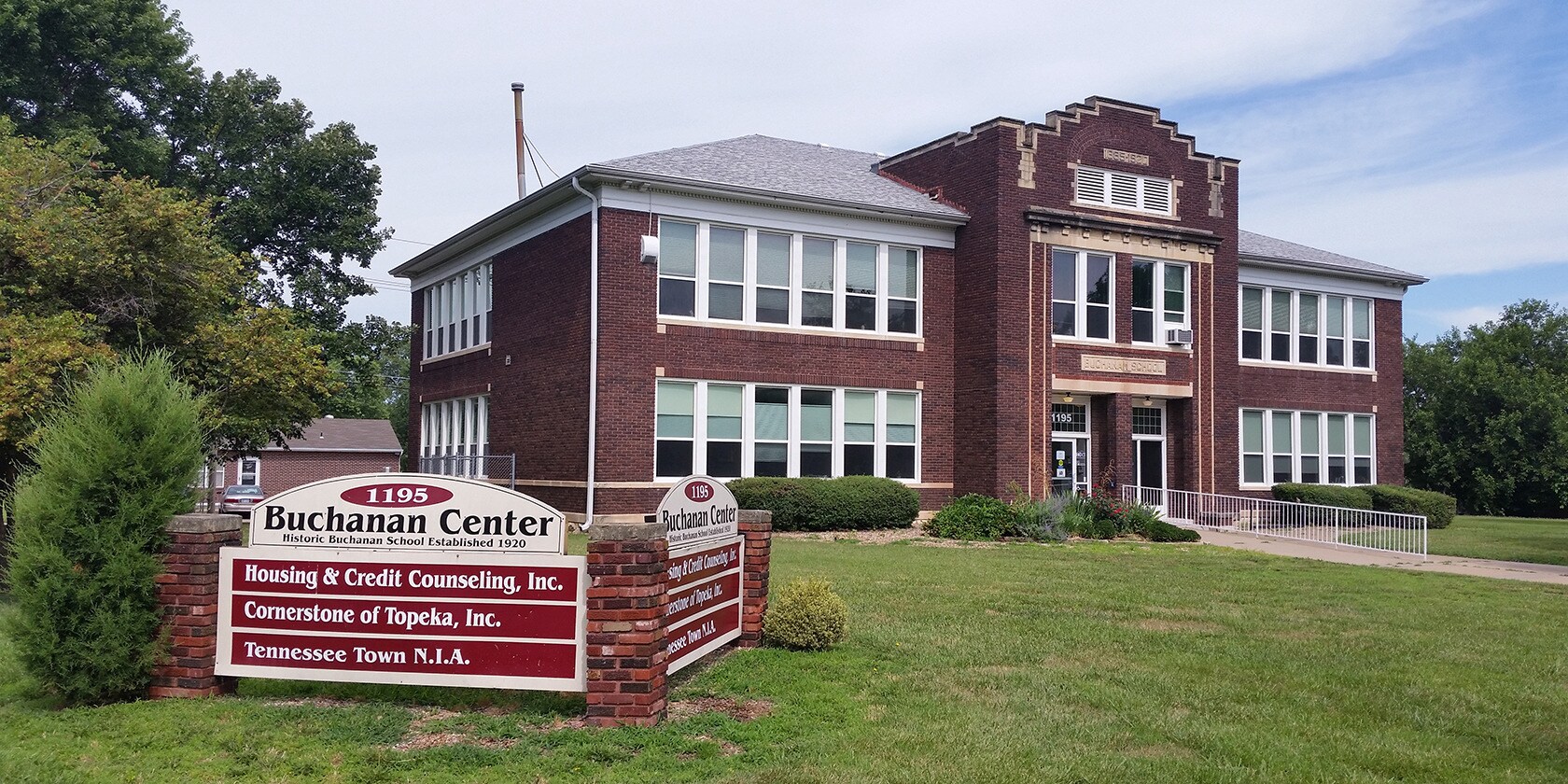 1195 SW Buchanan St, Topeka, KS à louer Photo principale– Image 1 sur 5