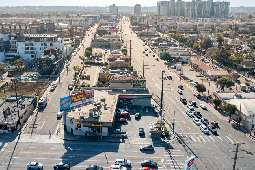 4000-4010 Lincoln Blvd, Marina Del Rey, CA à louer - Photo de l’immeuble – Image 1 sur 11