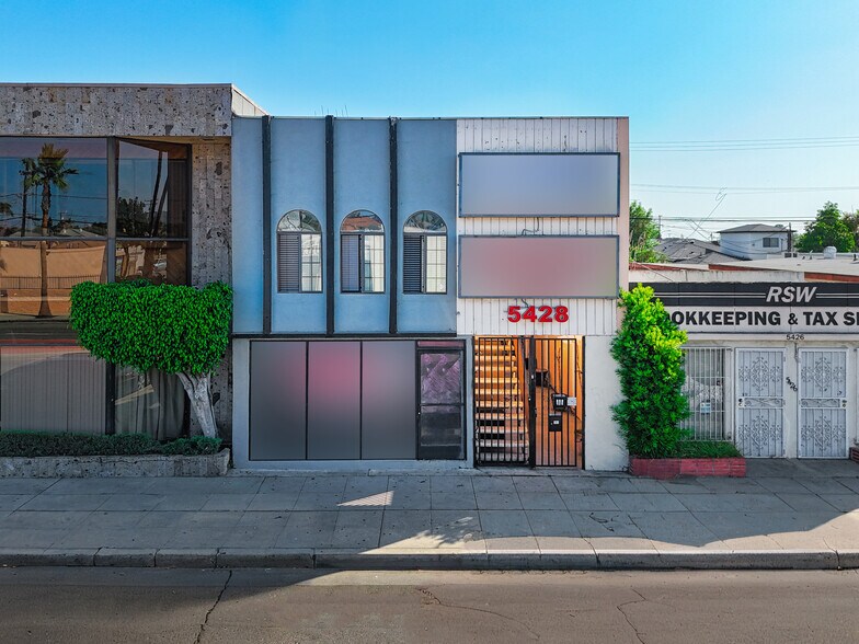5428 E Beverly Blvd, Los Angeles, CA à vendre - Photo de l’immeuble – Image 2 sur 29
