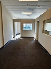 4300 Tradewinds Dr, Oxnard, CA à louer Photo intérieure– Image 1 sur 5