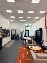 101 Morgan Ave, Brooklyn, NY à louer Photo intérieure– Image 2 sur 4