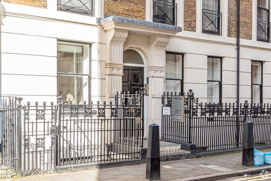 6 Porter St, Londres à louer - Photo de l’immeuble – Image 3 sur 7