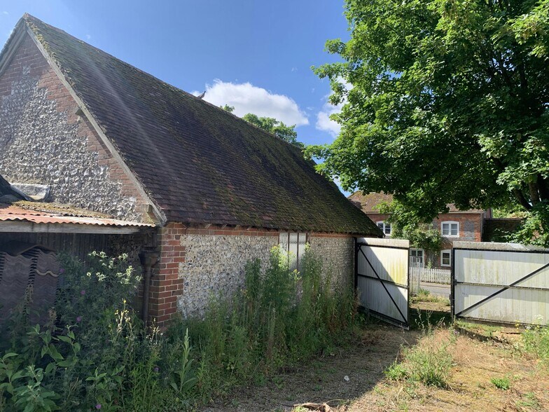 130 Chalton Ln, Waterlooville à louer - Photo de l’immeuble – Image 3 sur 26