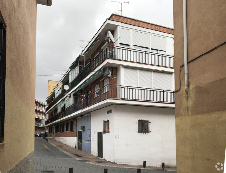Calle Canteras de Tilly, 6, Madrid, Madrid à louer - Photo de l’immeuble – Image 2 sur 2