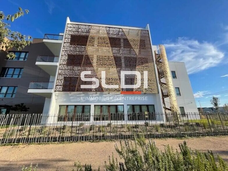 Bureau dans Genas à vendre - Photo de l’immeuble – Image 2 sur 4