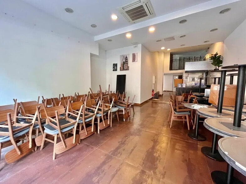 Local commercial dans Valbonne à louer - Photo intérieure – Image 1 sur 7