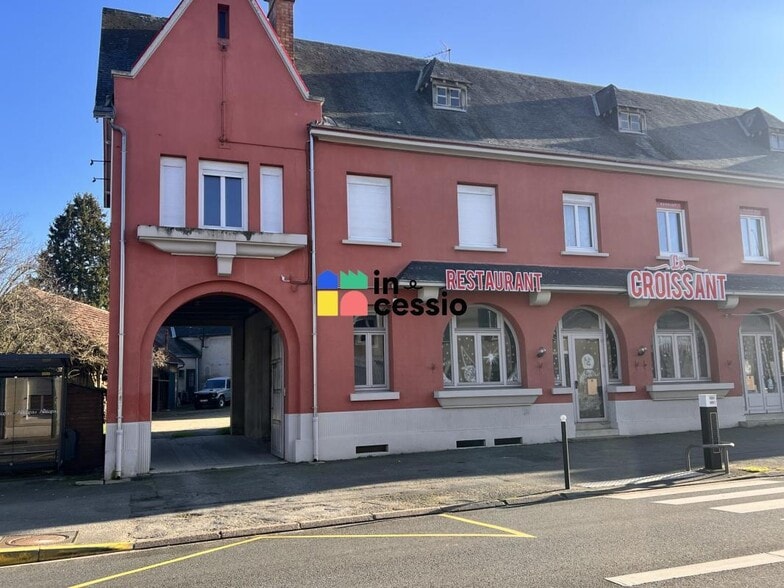 Local commercial dans Cérans-Foulletourte à vendre - Photo de l’immeuble – Image 2 sur 14