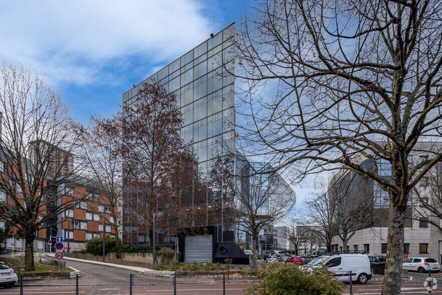 Bureau dans Lyon à louer - Photo de l’immeuble – Image 3 sur 4
