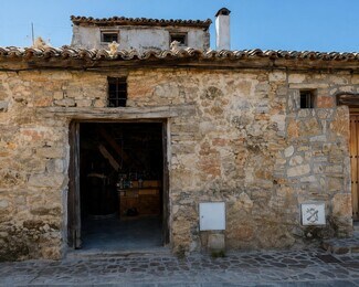 Plus de détails pour Calle de la Cuesta, 12, El Molar - Local commercial à vendre