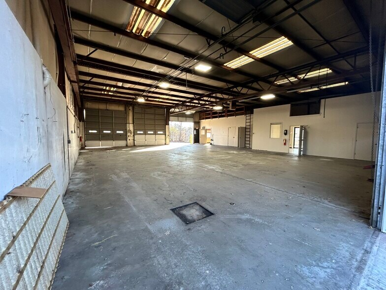 314 Cash Memorial Blvd, Forest Park, GA à louer - Photo de l’immeuble – Image 3 sur 7