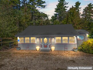 Plus de détails pour 251 N High St, Bridgton, ME - Local commercial à vendre
