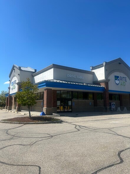 190 Wakefield St, Rochester, NH à vendre - Photo de l’immeuble – Image 2 sur 7