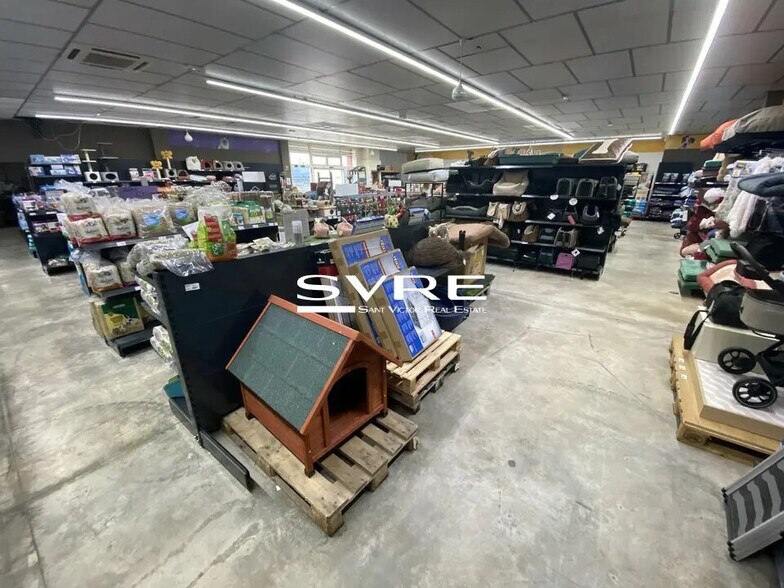 Local commercial dans Vitrolles à louer - Photo intérieure – Image 2 sur 6