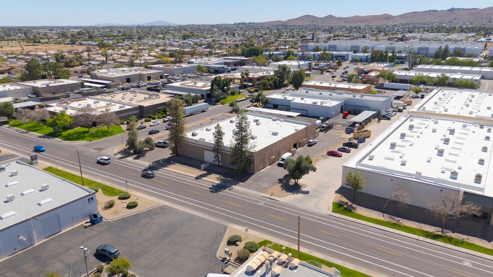 5202 S 39th St, Phoenix, AZ à vendre - Photo de l’immeuble – Image 3 sur 6