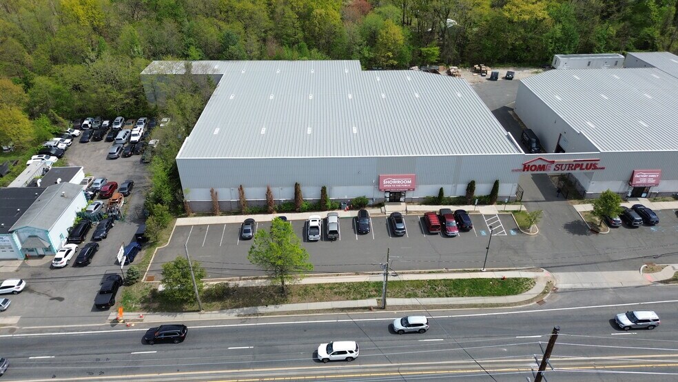 180 State Route 35, Keyport, NJ à vendre - Photo principale – Image 1 sur 4