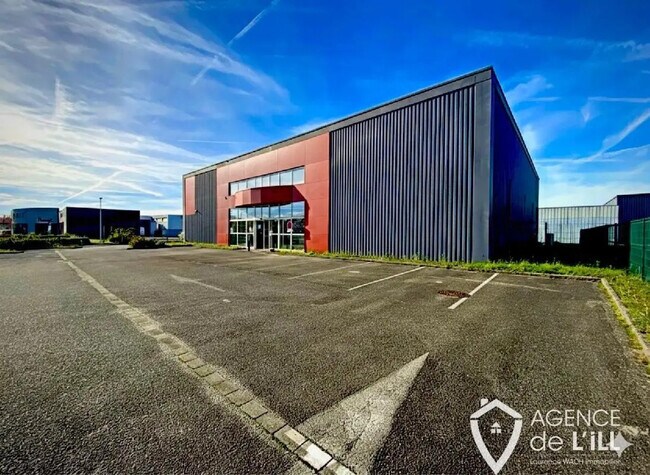 Plus de détails pour Local commercial à louer