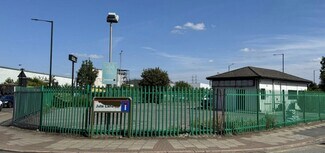 Plus de détails pour 8 Jute Ln, Enfield - Local commercial à vendre