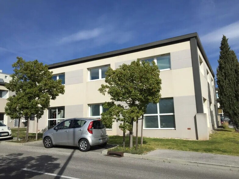 Bureau dans La Valette-du-Var à louer - Photo de l’immeuble – Image 2 sur 5