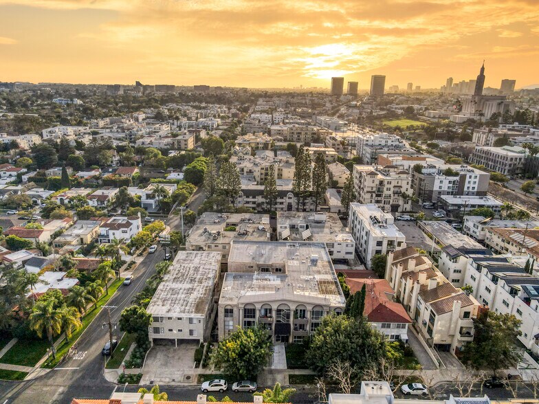 1833 Westholme Ave, Los Angeles, CA à vendre - Photo de l’immeuble – Image 2 sur 19