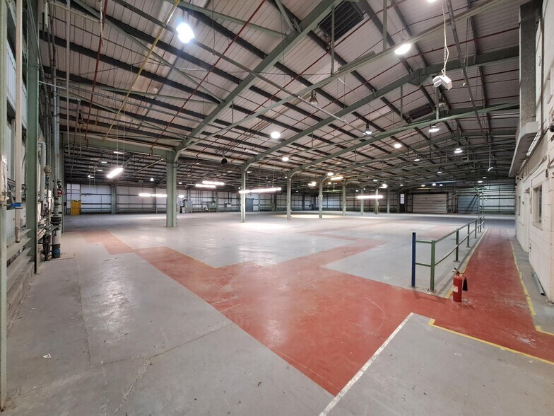 Abenbury Way, Wrexham à louer - Photo de l’immeuble – Image 3 sur 9