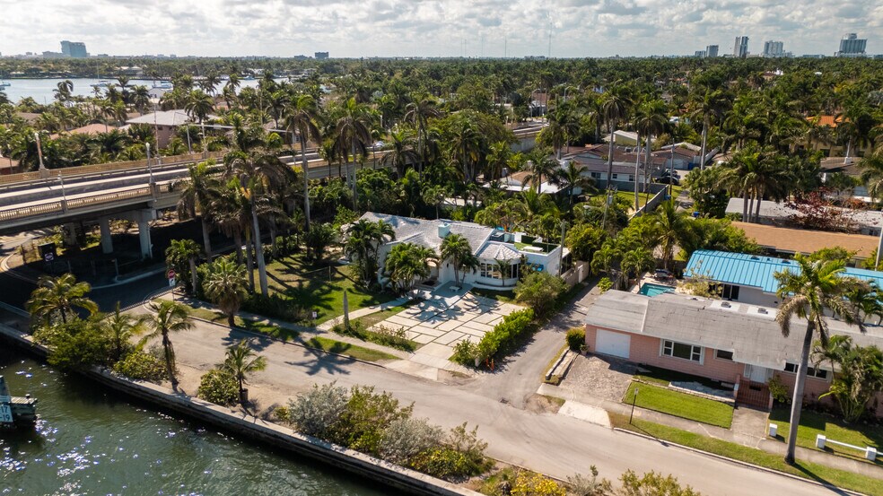 701 Hollywood Blvd, Hollywood, FL à vendre - Photo de l’immeuble – Image 3 sur 26