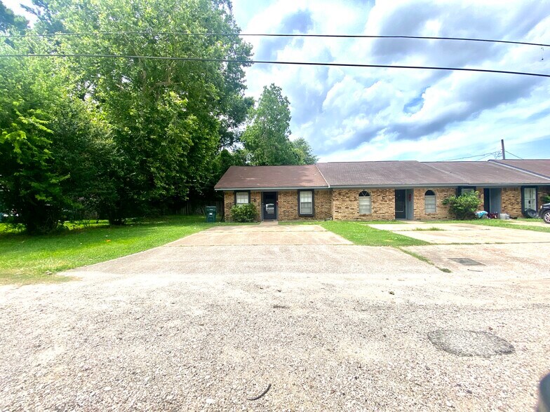 782 Pinchback Rd, Beaumont, TX à vendre - Photo de l’immeuble – Image 2 sur 17